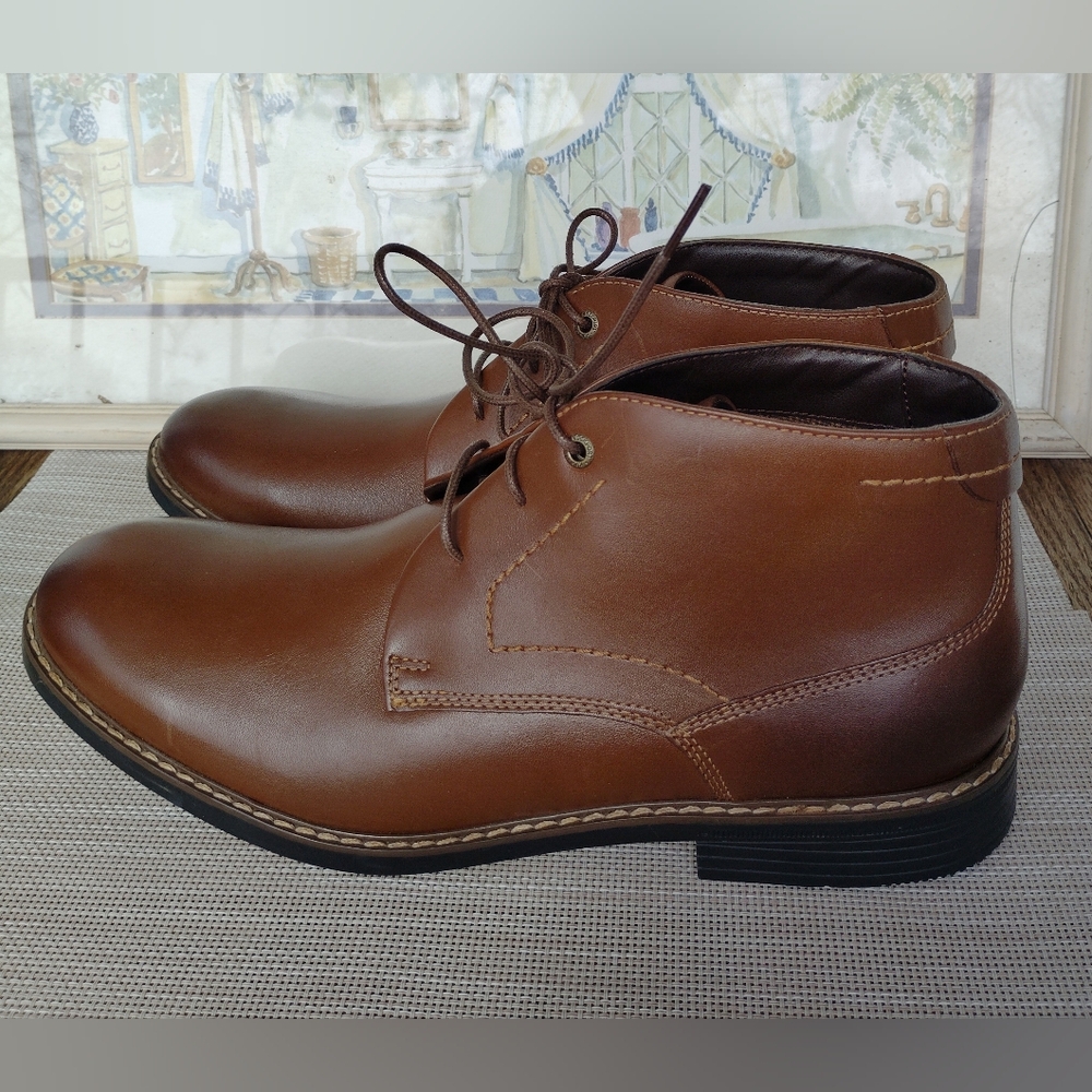 Rockport Classic "Break" Dark Brown Smooth Leather Chukka Boots. Size 12.